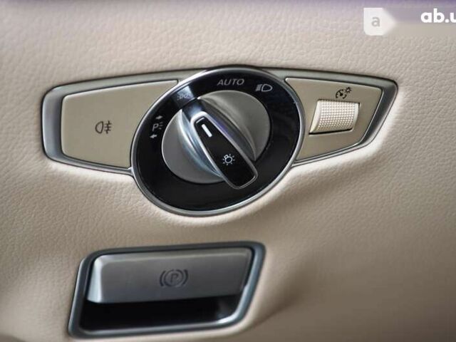 Мерседес Maybach S-Class, об'ємом двигуна 2.9 л та пробігом 80 тис. км за 68500 $, фото 24 на Automoto.ua