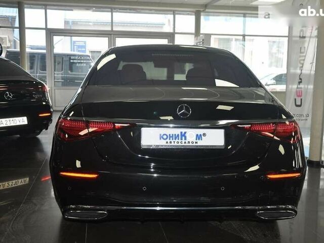 Мерседес Maybach S-Class, объемом двигателя 3 л и пробегом 21 тыс. км за 148500 $, фото 3 на Automoto.ua