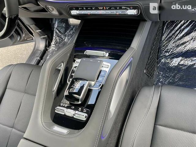 Мерседес Maybach S-Class, объемом двигателя 4 л и пробегом 1 тыс. км за 231431 $, фото 9 на Automoto.ua