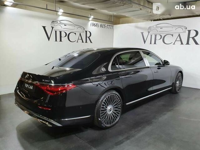 Мерседес Maybach S-Class, объемом двигателя 4 л и пробегом 11 тыс. км за 214999 $, фото 10 на Automoto.ua