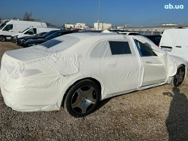 Мерседес Maybach S-Class, об'ємом двигуна 4 л та пробігом 1 тис. км за 247512 $, фото 2 на Automoto.ua