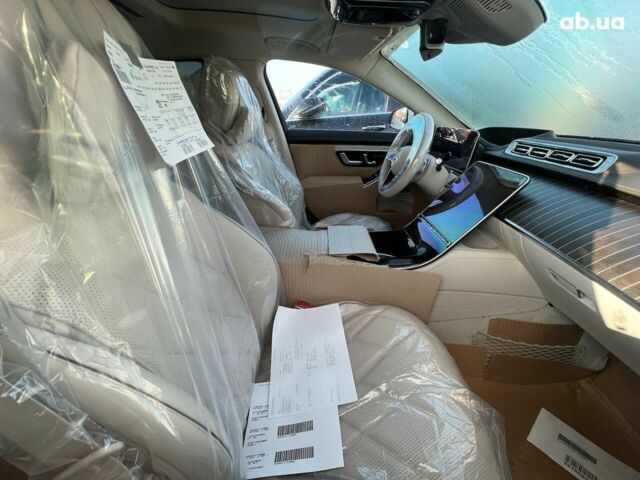 Мерседес Maybach S-Class, об'ємом двигуна 4 л та пробігом 1 тис. км за 247512 $, фото 15 на Automoto.ua