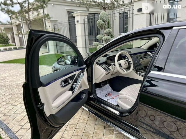 Мерседес Maybach S-Class, объемом двигателя 3 л и пробегом 1 тыс. км за 179000 $, фото 26 на Automoto.ua