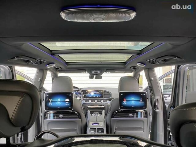 Мерседес Maybach S-Class, объемом двигателя 4 л и пробегом 1 тыс. км за 224968 $, фото 14 на Automoto.ua