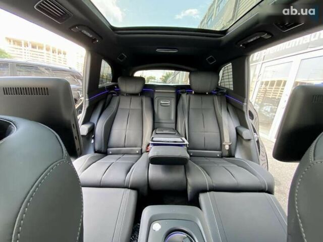 Мерседес Maybach S-Class, объемом двигателя 4 л и пробегом 1 тыс. км за 224968 $, фото 24 на Automoto.ua