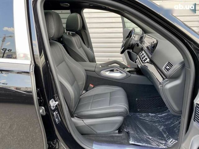 Мерседес Maybach S-Class, объемом двигателя 4 л и пробегом 1 тыс. км за 224968 $, фото 7 на Automoto.ua