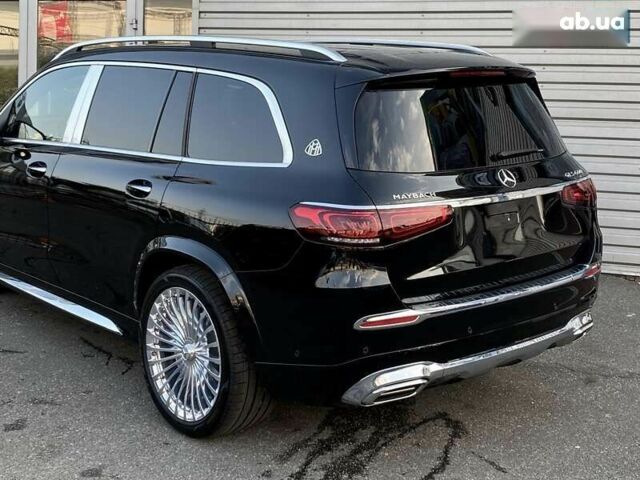 Мерседес Maybach S-Class, объемом двигателя 4 л и пробегом 1 тыс. км за 224968 $, фото 4 на Automoto.ua