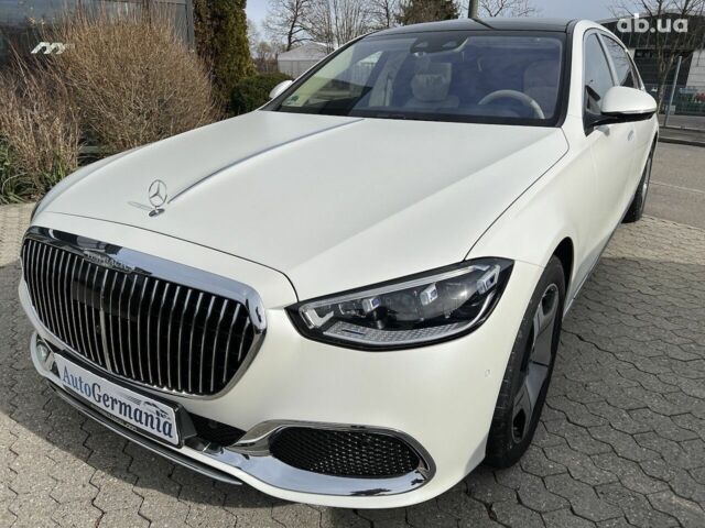 Мерседес Maybach S-Class, объемом двигателя 3.98 л и пробегом 13 тыс. км за 184539 $, фото 35 на Automoto.ua