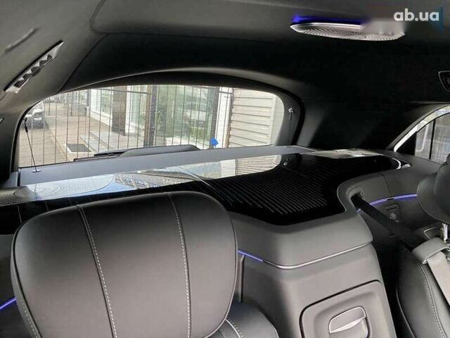 Мерседес Maybach S-Class, об'ємом двигуна 4 л та пробігом 1 тис. км за 224968 $, фото 21 на Automoto.ua