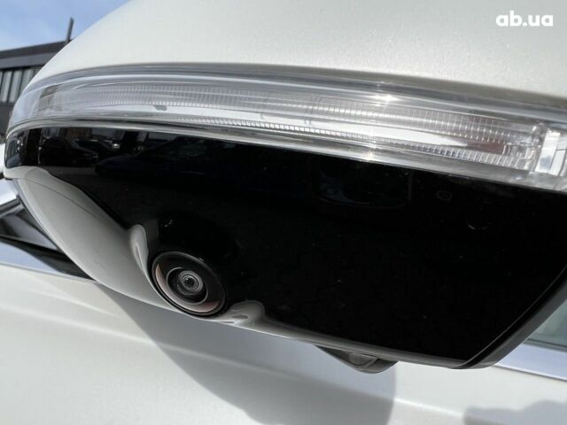Мерседес Maybach S-Class, объемом двигателя 3.98 л и пробегом 13 тыс. км за 184539 $, фото 12 на Automoto.ua