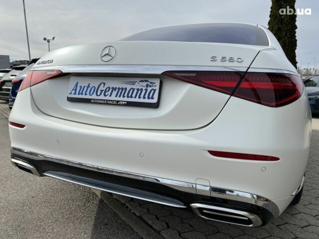 Мерседес Maybach S-Class, объемом двигателя 3.98 л и пробегом 13 тыс. км за 184539 $, фото 24 на Automoto.ua