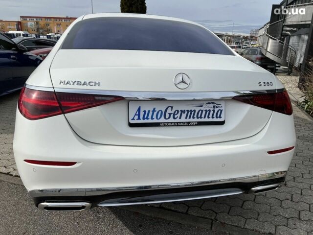 Мерседес Maybach S-Class, объемом двигателя 3.98 л и пробегом 13 тыс. км за 184539 $, фото 39 на Automoto.ua