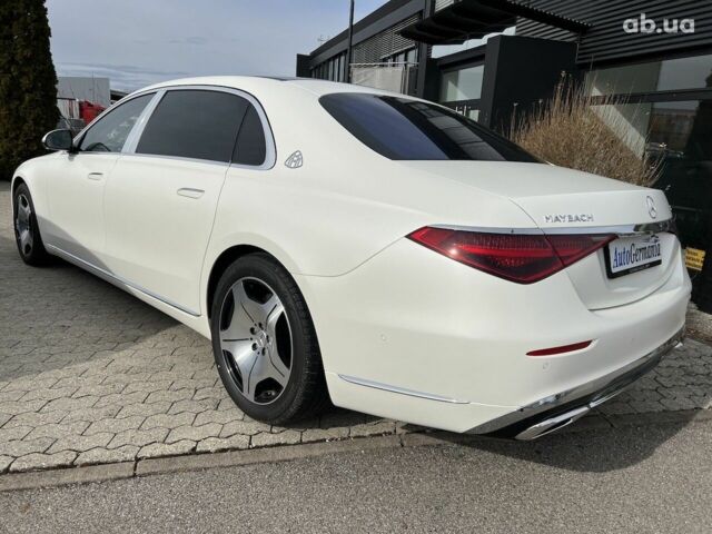 Мерседес Maybach S-Class, объемом двигателя 3.98 л и пробегом 13 тыс. км за 184539 $, фото 43 на Automoto.ua