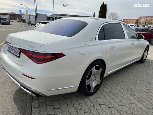 Мерседес Maybach S-Class, объемом двигателя 3.98 л и пробегом 13 тыс. км за 184539 $, фото 38 на Automoto.ua