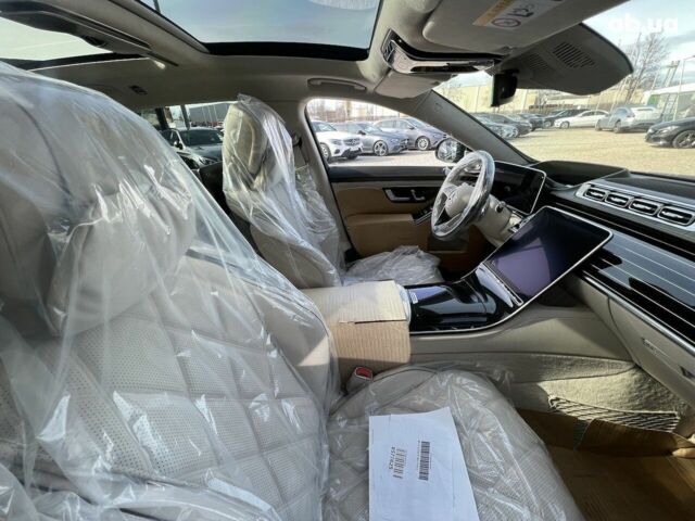 Мерседес Maybach S-Class, об'ємом двигуна 4 л та пробігом 5 тис. км за 200623 $, фото 37 на Automoto.ua