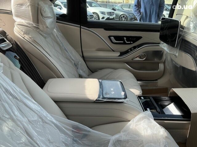 Мерседес Maybach S-Class, об'ємом двигуна 4 л та пробігом 5 тис. км за 200623 $, фото 43 на Automoto.ua