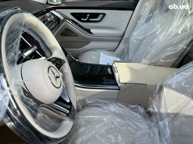 Мерседес Maybach S-Class, об'ємом двигуна 4 л та пробігом 5 тис. км за 200623 $, фото 8 на Automoto.ua