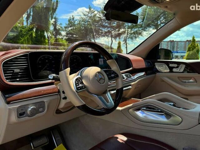 Мерседес Maybach S-Class, объемом двигателя 14.86 л и пробегом 90 тыс. км за 164900 $, фото 10 на Automoto.ua
