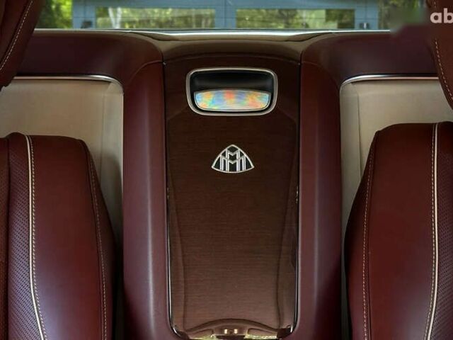 Мерседес Maybach S-Class, объемом двигателя 14.86 л и пробегом 90 тыс. км за 164900 $, фото 23 на Automoto.ua