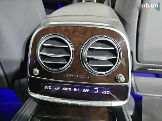 Мерседес Maybach S-Class, об'ємом двигуна 4.7 л та пробігом 163 тис. км за 89999 $, фото 15 на Automoto.ua