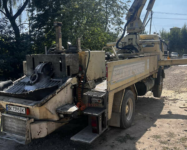 Бежевий Мерседес MK-Series, об'ємом двигуна 11 л та пробігом 350 тис. км за 55000 $, фото 3 на Automoto.ua