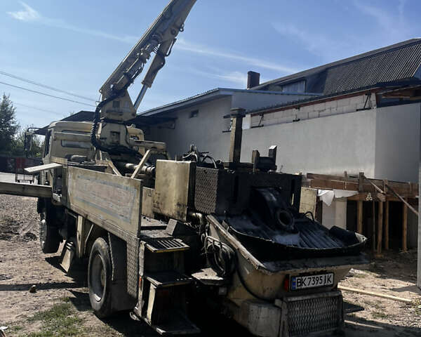 Бежевий Мерседес MK-Series, об'ємом двигуна 11 л та пробігом 350 тис. км за 55000 $, фото 2 на Automoto.ua