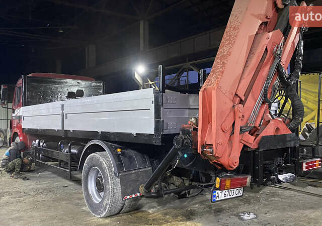 Красный Мерседес MK-Series, объемом двигателя 10.85 л и пробегом 100 тыс. км за 33000 $, фото 4 на Automoto.ua