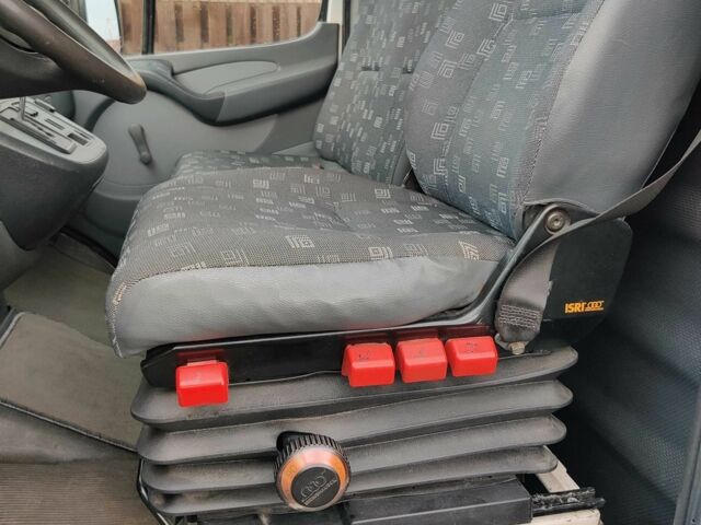 Мерседес Sprinter 416, об'ємом двигуна 0 л та пробігом 0 тис. км за 17000 $, фото 7 на Automoto.ua