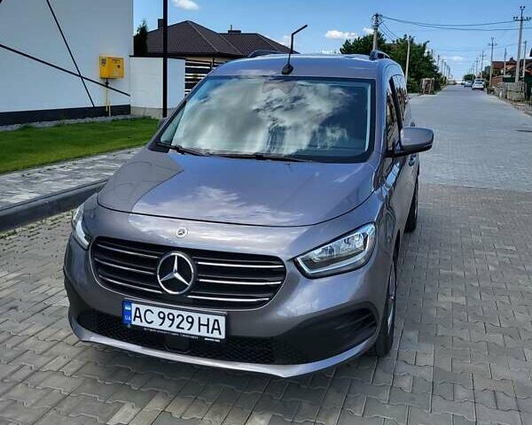 Сірий Мерседес T-Class, об'ємом двигуна 1.46 л та пробігом 23 тис. км за 31500 $, фото 17 на Automoto.ua