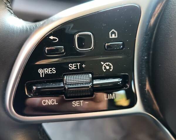 Сірий Мерседес T-Class, об'ємом двигуна 1.46 л та пробігом 23 тис. км за 31500 $, фото 2 на Automoto.ua