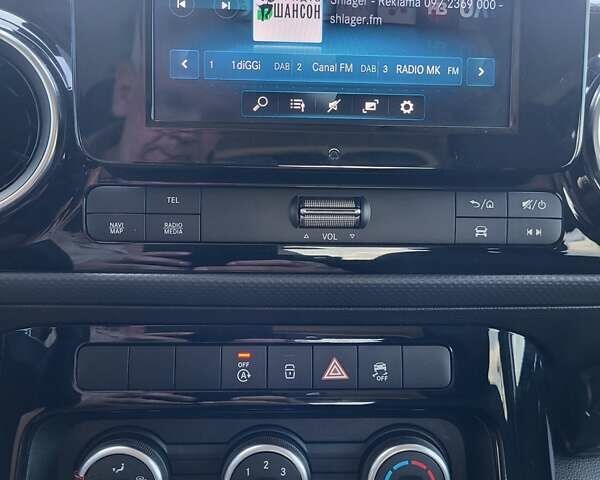 Сірий Мерседес T-Class, об'ємом двигуна 1.46 л та пробігом 23 тис. км за 31500 $, фото 33 на Automoto.ua