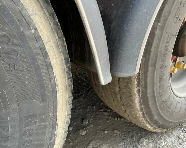 Червоний Мерцерон M, об'ємом двигуна 0 л та пробігом 400 тис. км за 27500 $, фото 3 на Automoto.ua