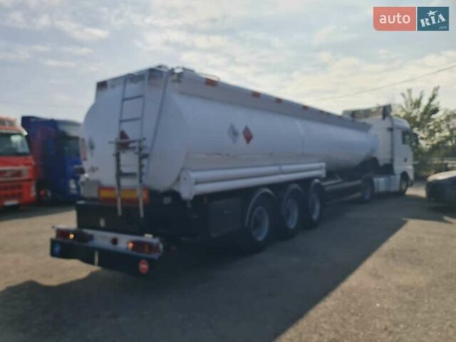 Мерцерон М-343 SМ 1999 в Виннице на Automoto.ua Серый Мерцерон М-343 SМ, объемом двигателя 0 л и пробегом 199 тыс. км за 33835 $, фото 19 на Automoto.ua