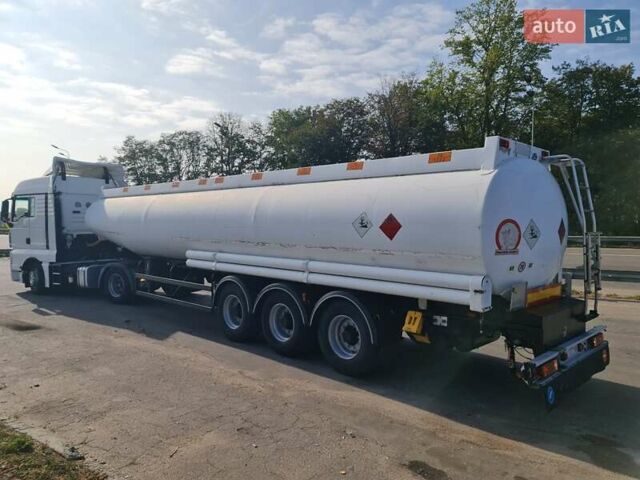 Мерцерон М-343 SМ 1999 в Виннице на Automoto.ua Серый Мерцерон М-343 SМ, объемом двигателя 0 л и пробегом 199 тыс. км за 33835 $, фото 36 на Automoto.ua