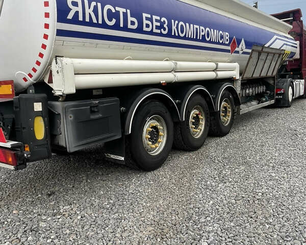 Білий Мерцерон М 343RDP0, об'ємом двигуна 0 л та пробігом 700 тис. км за 46900 $, фото 3 на Automoto.ua