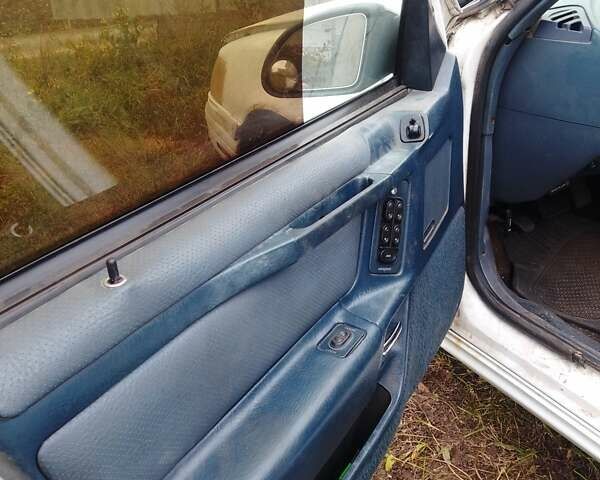 Белый Меркури Сабл, объемом двигателя 3.8 л и пробегом 20 тыс. км за 900 $, фото 7 на Automoto.ua