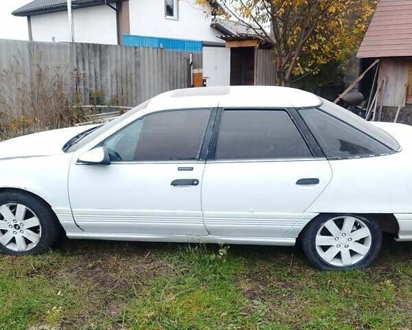 Белый Меркури Сабл, объемом двигателя 3.8 л и пробегом 20 тыс. км за 900 $, фото 3 на Automoto.ua