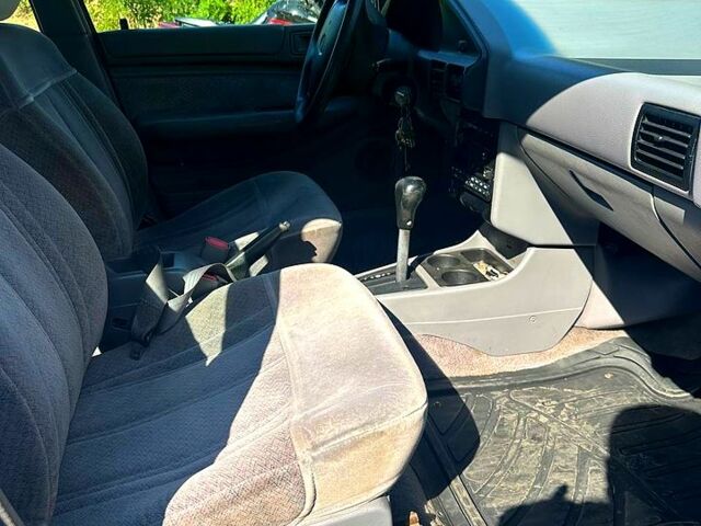 Серый Меркури Трасер, объемом двигателя 1.9 л и пробегом 184 тыс. км за 2200 $, фото 5 на Automoto.ua