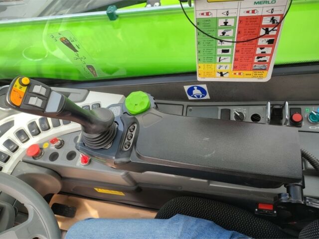 Мерло Другая, об'ємом двигуна 0 л та пробігом 0 тис. км за 93216 $, фото 9 на Automoto.ua