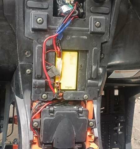 Черный Микилон Hardy 200, объемом двигателя 0.2 л и пробегом 2 тыс. км за 1999 $, фото 2 на Automoto.ua