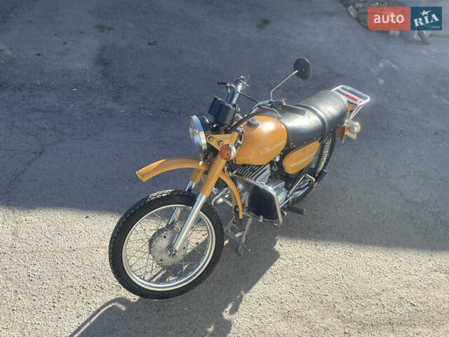 Жовтий Мінськ 125, об'ємом двигуна 1.25 л та пробігом 9 тис. км за 600 $, фото 3 на Automoto.ua