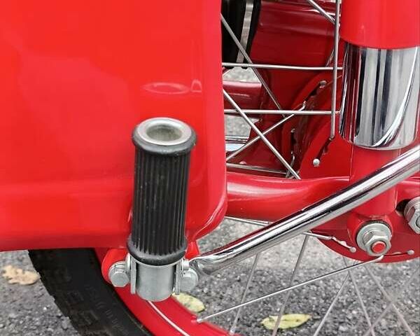 Красный Минск М105, объемом двигателя 0.12 л и пробегом 2 тыс. км за 2600 $, фото 2 на Automoto.ua