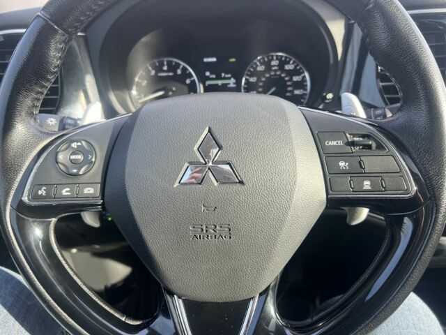 Білий Міцубісі 3000 ГТ, об'ємом двигуна 3 л та пробігом 156 тис. км за 16500 $, фото 6 на Automoto.ua