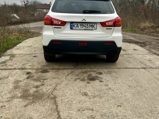 Білий Міцубісі АСХ, об'ємом двигуна 2 л та пробігом 220 тис. км за 10900 $, фото 2 на Automoto.ua