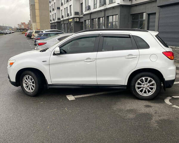 Білий Міцубісі АСХ, об'ємом двигуна 1.8 л та пробігом 149 тис. км за 9599 $, фото 6 на Automoto.ua