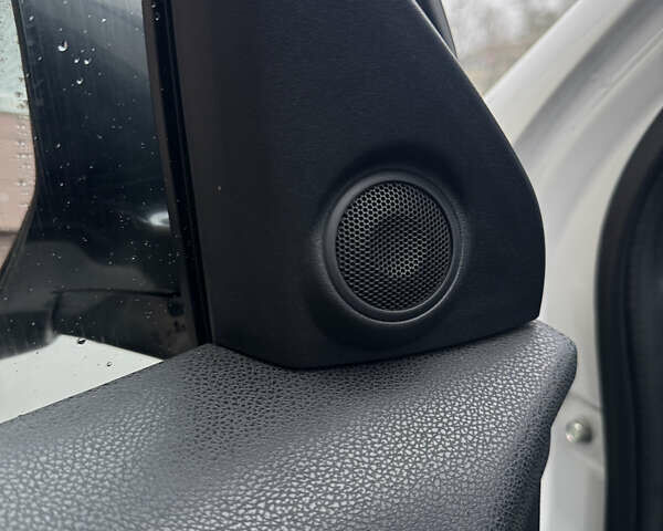 Белый Мицубиси АСХ, объемом двигателя 1.8 л и пробегом 207 тыс. км за 8700 $, фото 17 на Automoto.ua