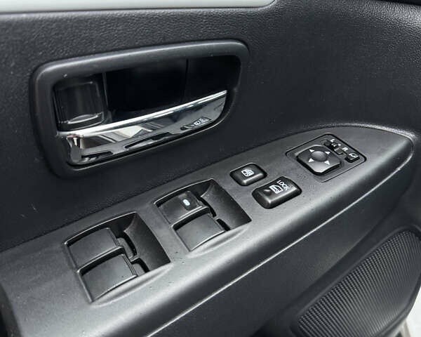 Білий Міцубісі АСХ, об'ємом двигуна 1.8 л та пробігом 208 тис. км за 8900 $, фото 17 на Automoto.ua