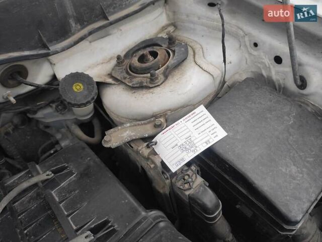 Білий Міцубісі АСХ, об'ємом двигуна 2 л та пробігом 233 тис. км за 8850 $, фото 28 на Automoto.ua