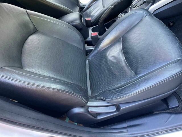 Білий Міцубісі АСХ, об'ємом двигуна 2 л та пробігом 170 тис. км за 9900 $, фото 22 на Automoto.ua