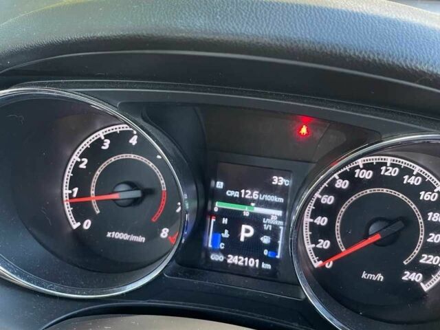 Білий Міцубісі АСХ, об'ємом двигуна 2 л та пробігом 170 тис. км за 9900 $, фото 17 на Automoto.ua